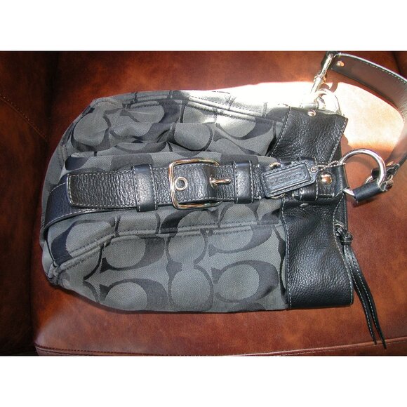 Coach Signature Soho Hobo Bag With Dust Bag - Picture 6 of 8